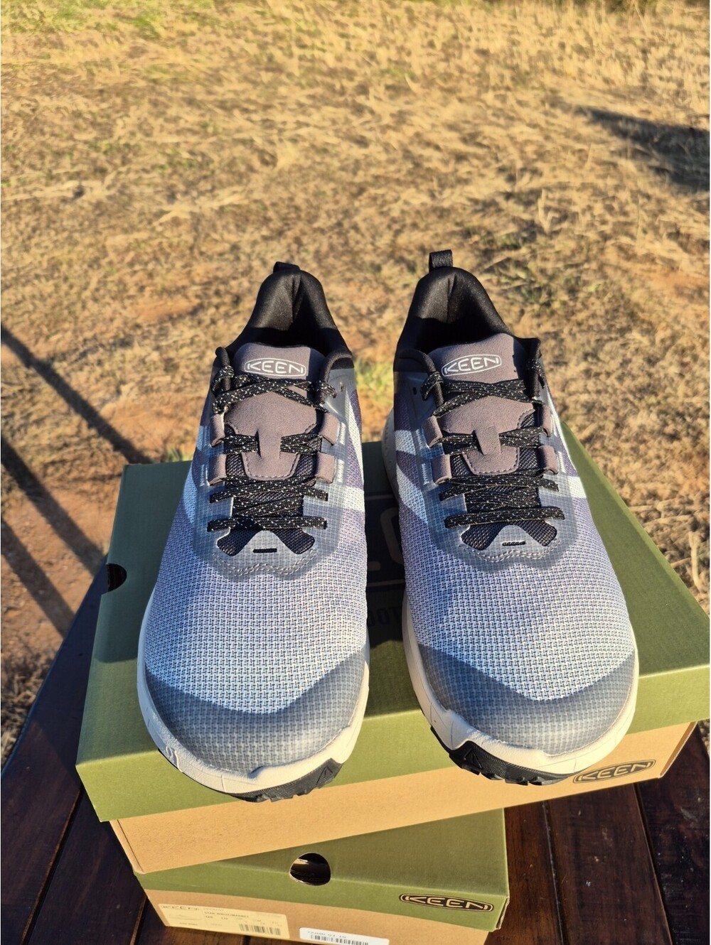 Keen 450 Dirt Hiking Shoes Mens 10 Lace Up Outdoors Sneakers Grey $170 MSRP NEW - Picture 2 of 8
